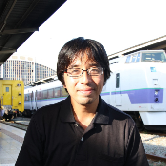 杉林 佳介